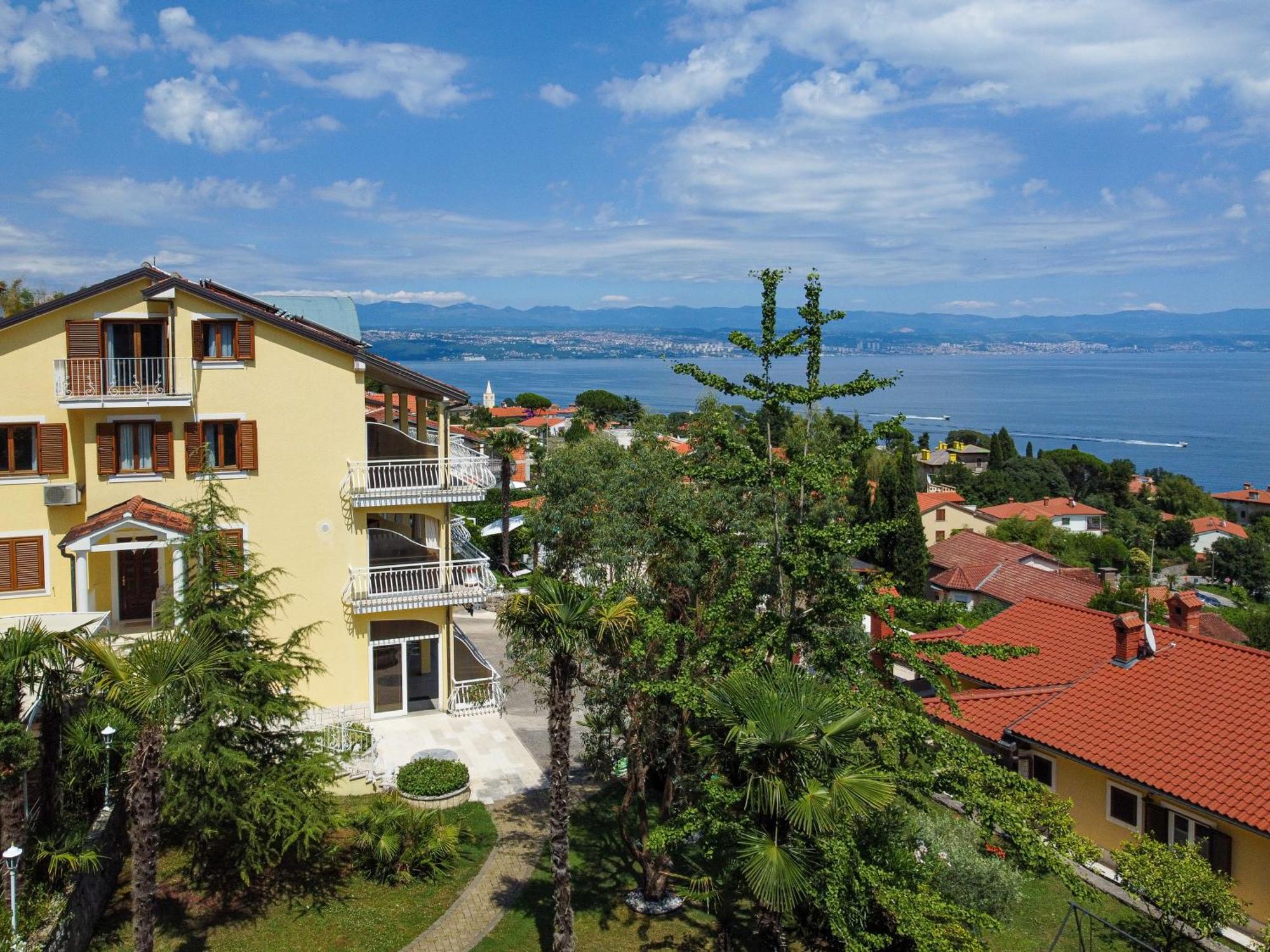 Villa Mona Lisa Lovran - Croatia Extérieur photo